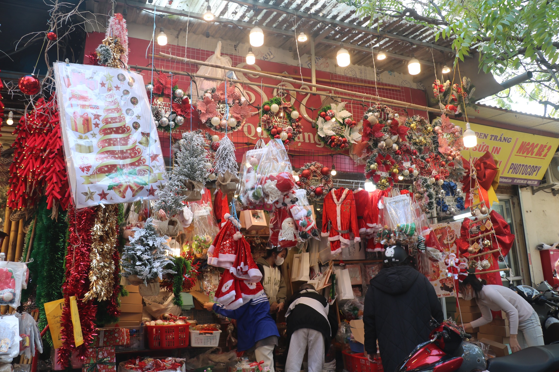 Hà Nội: Những địa điểm check in không thể bỏ lỡ trong dịp lễ Giáng sinh - Ảnh 12