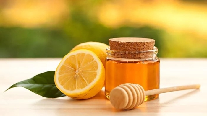 Uống nước chanh mật ong vào thời điểm nào là tốt nhất?