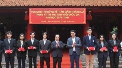 Đội tuyển dự thi học sinh giỏi quốc gia của Hà Nội lập kỷ lục về số lượng