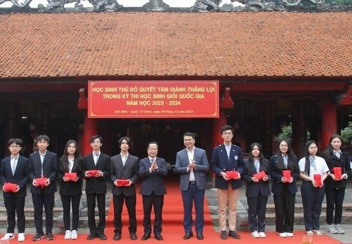 Đội tuyển dự thi học sinh giỏi quốc gia của Hà Nội lập kỷ lục về số lượng