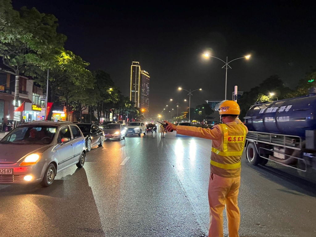 Hà Nội tổ chức đợt cao điểm bảo đảm trật tự, an toàn giao thông trong dịp Tết và Lễ hội xuân năm 2024
