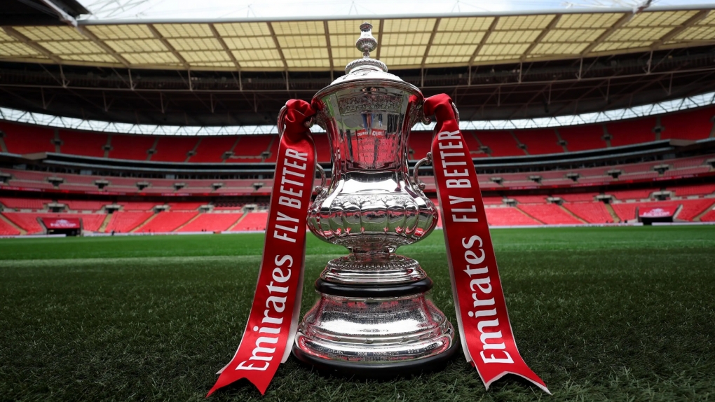 Bốc thăm FA Cup: Man Utd dễ thở, Man City gặp khó