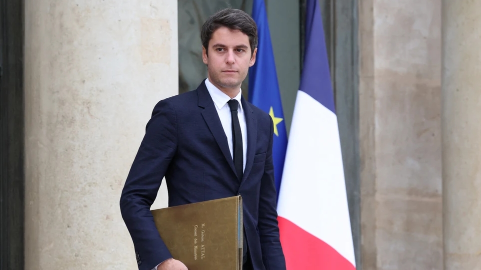 Thủ tướng Pháp trẻ nhất lịch sử chính thức được bổ nhiệm