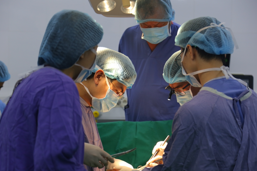 Bệnh viện Hữu nghị Việt Đức cứu sống 8 người từ 2 ca hiến tạng chết não