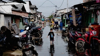 Thủ đô Jakarta của Indonesia có nguy cơ chìm xuống biển