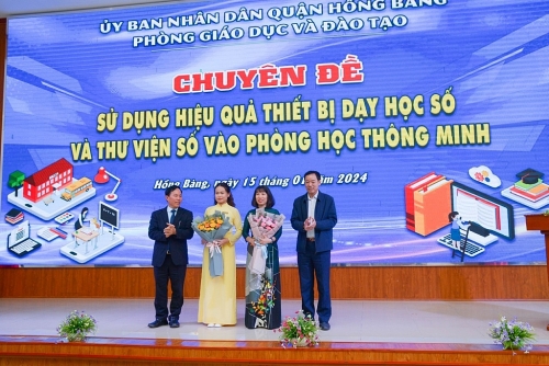 Sử dụng hiệu quả thiết bị dạy học số và thư viện số vào phòng học thông minh