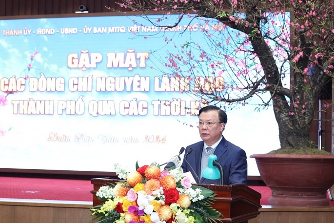 Thành ủy Hà Nội gặp mặt nguyên lãnh đạo Thành phố qua các thời kỳ