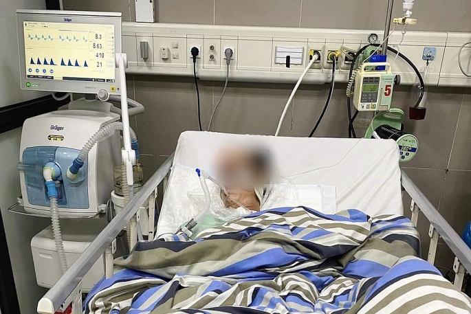 Đốt than sưởi trong phòng tắm, trẻ 12 tuổi nhập viện cấp cứu do ngộ độc khí CO