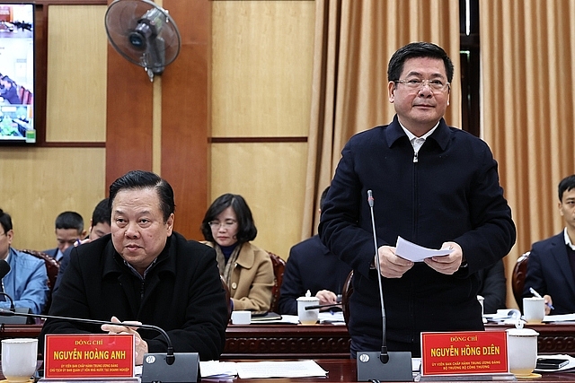 Bộ trưởng Bộ Công Thương Nguyễn Hồng Diên phát biểu tại Hội nghị - Ảnh: VGP/Nhật Bắc