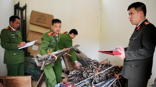 Nguyên tắc quản lý, sử dụng vũ khí, vật liệu nổ, công cụ hỗ trợ được quy định như thế nào?