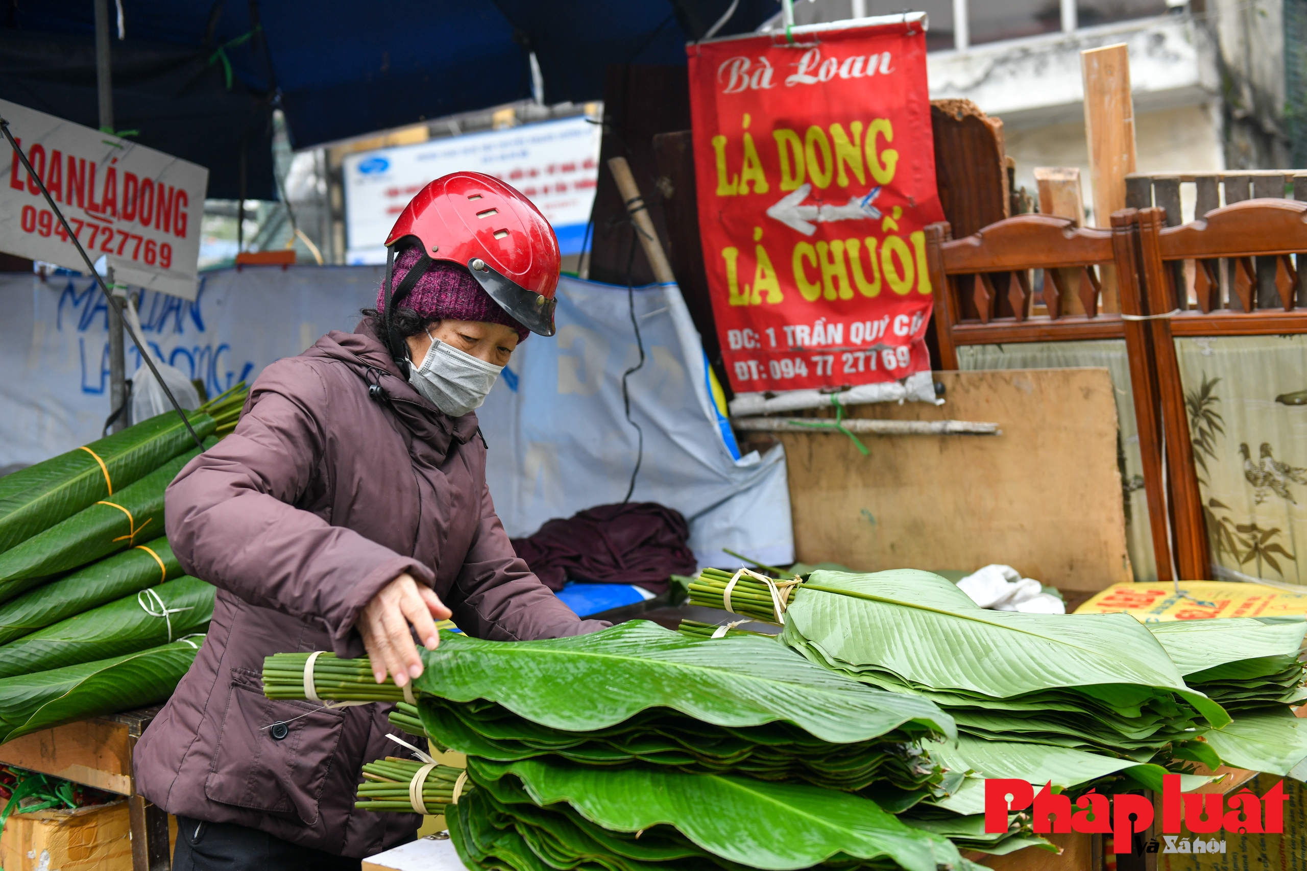 Chợ lá dong Trần Quý Cáp lưu giữ nét cổ xưa giữa lòng Hà Nội