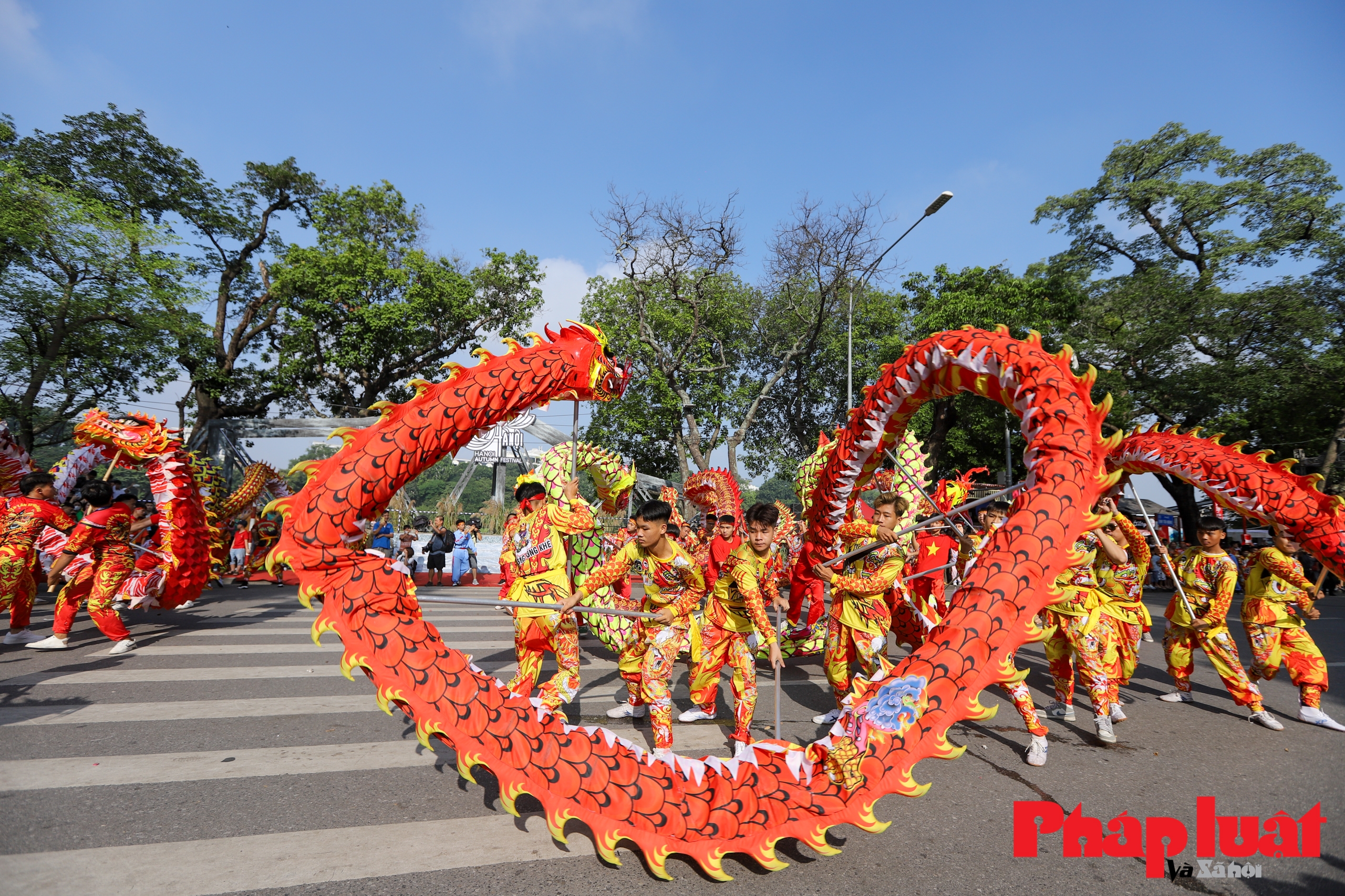 Múa rồng - Nét đẹp văn hóa truyền thống của đất Thăng Long