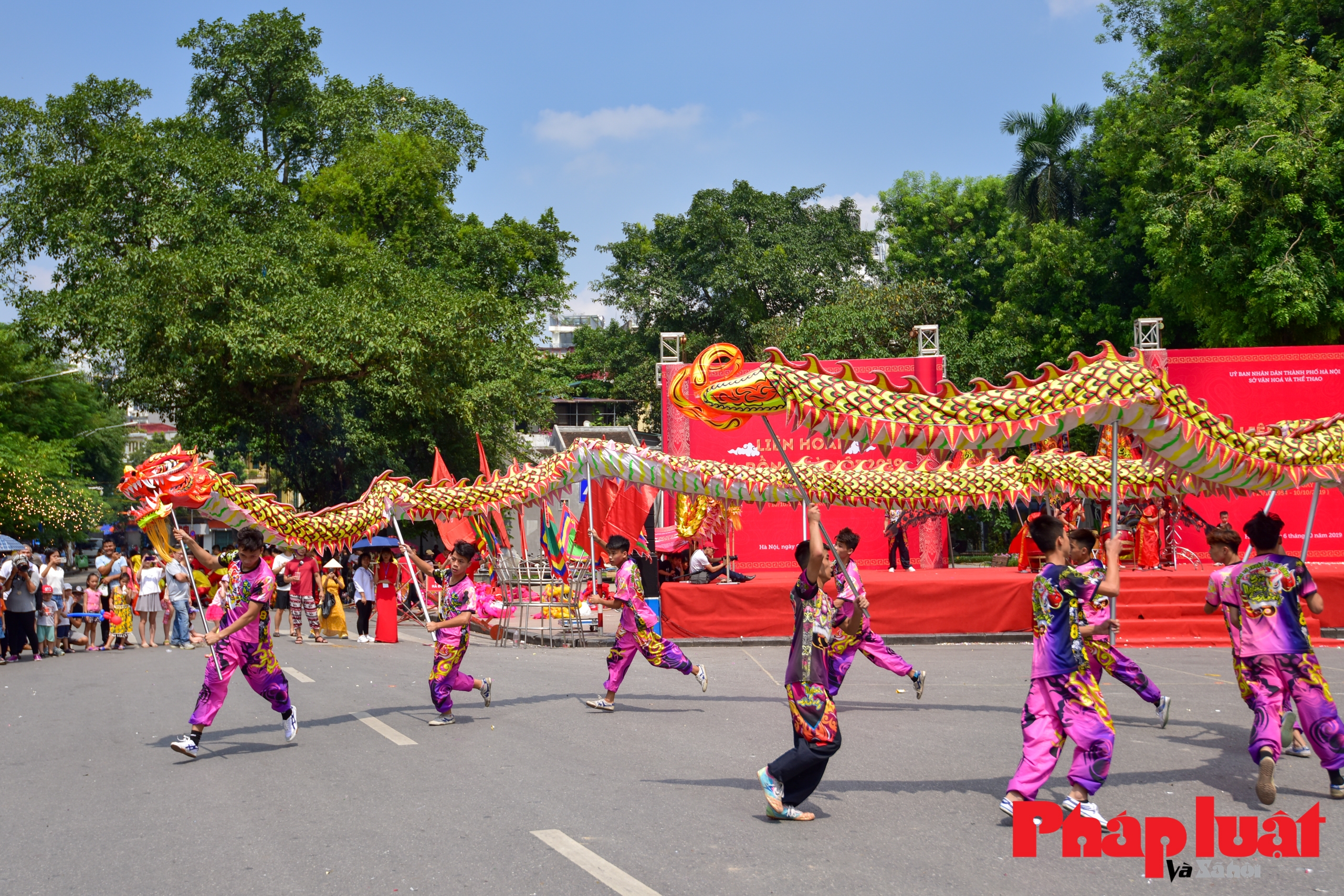 Múa rồng - Nét đẹp văn hóa truyền thống của đất Thăng Long