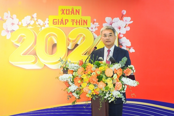 Ông Nguyễn Quốc Cường - Chủ tịch Hội đồng quản trị Co-opBank phát biểu cảm ơn Chủ tịch Quốc hội Vương Đình Huệ đã dành thời gian đến thăm, chúc Tết cán bộ, nhân viên, người lao động của ngân hàng.