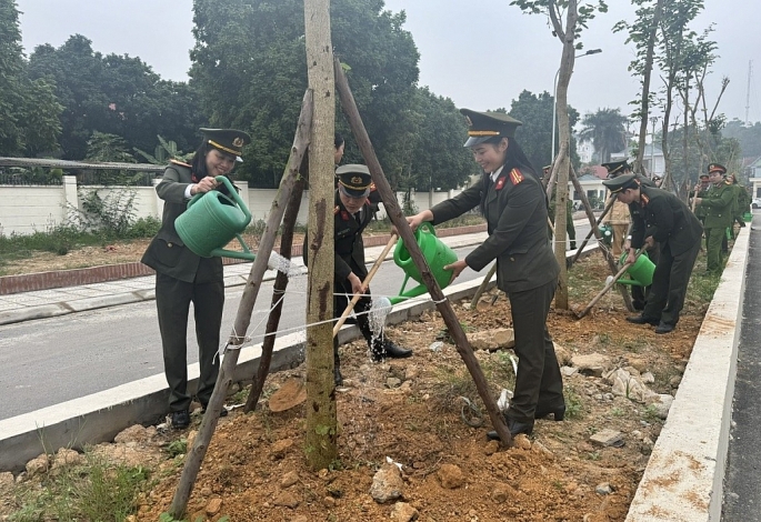 Công an tỉnh Vĩnh Phúc phát động “Tết trồng cây” xuân Giáp Thìn 2024