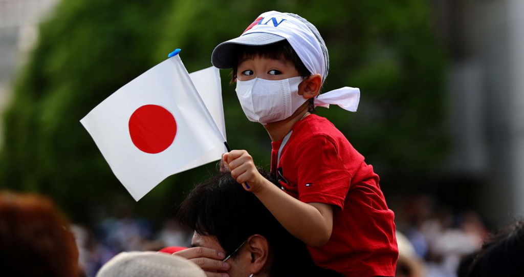 Nhật Bản nâng mức trợ cấp cho trẻ em để đối phó với thách thức về dân số