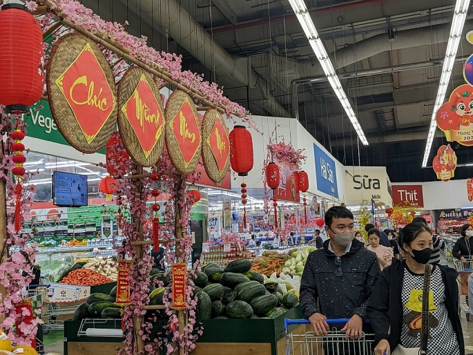 Siêu thị MM Mega market Thăng Long đã chuẩn bị lượng hàng hóa phong phú, đáp ứng nhu cầu mua sắm của người dân dịp Tết. Ảnh: Phúc Nguyễn