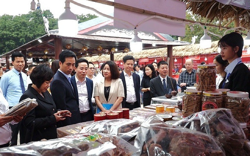 Tổ chức Hội chợ Xúc tiến quảng bá sản phẩm nông sản OCOP tại Sơn Tây