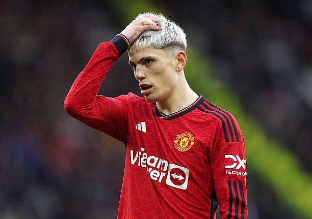 M.U 1-2 Fulham: Trận thua tai hại! Manchester United 1-2 Fulham: trận thua tai hại!