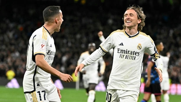 Real Madrid 1-0 Sevilla: Siêu phẩm của Modric định đoạt trận đấu