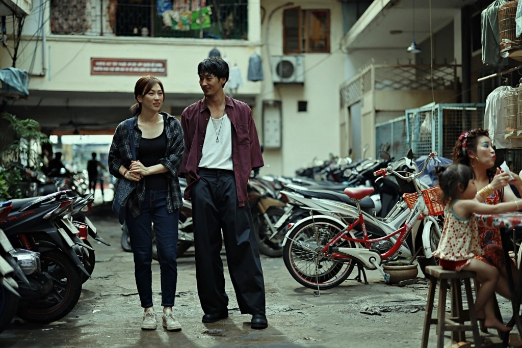 Phim Mai chính thức trở thành phim Việt có doanh thu cao nhất mọi thời đại nhưng Trấn Thành lại mắc "lỗi"