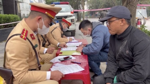 Công an quận Hoàng Mai: Kiên quyết xử lý nghiêm xe tự chế, xe giả danh thương binh vi phạm