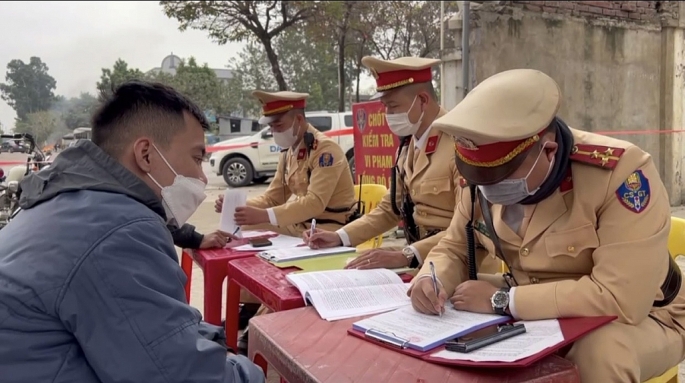 Công an quận Hoàng Mai: Kiên quyết xử lý nghiêm xe tự chế, xe giả danh thương binh vi phạm