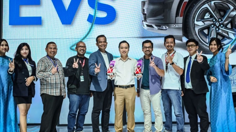 VinFast giành cú đúp giải thưởng tại triển lãm ô tô quốc tế