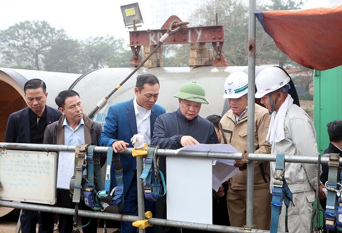 Bí thư Thành ủy Hà Nội Đinh Tiến Dũng chỉ đạo đẩy nhanh dự án xử lý nước thải Yên Xá