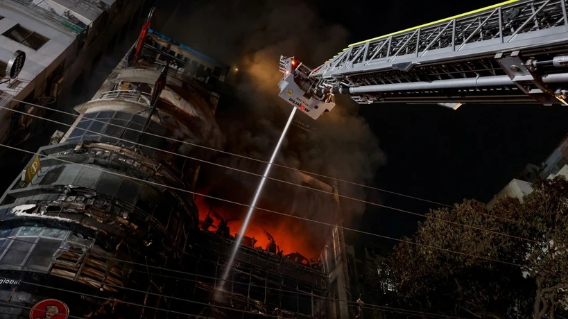 Cháy lớn thiêu rụi một tòa nhà 7 tầng, ít nhất 43 người thiệt mạng