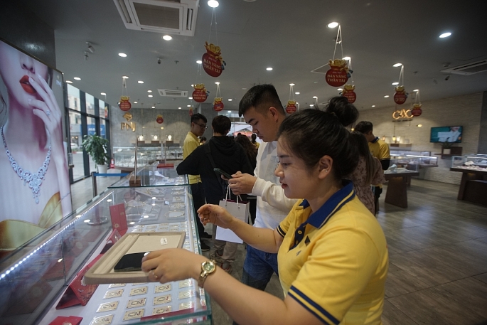 Giá vàng hôm nay 4/10/2025 Giá vàng hôm nay 4/10/2025