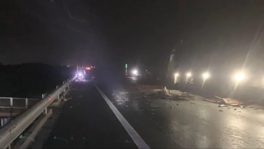 Lại xảy ra tai nạn thảm khốc trên cao tốc Cam Lộ - La Sơn khiến 9 người thương vong