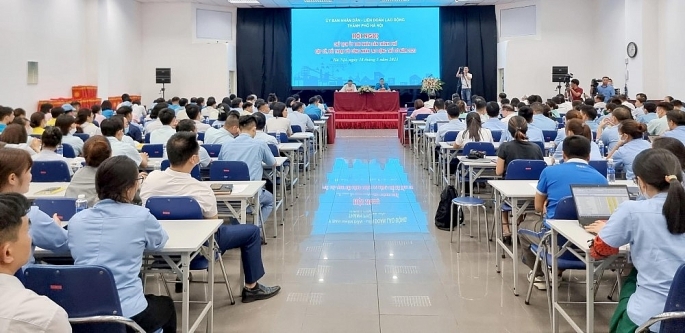 Quang cảnh hội nghị gặp gỡ, đối thoại giữa Chủ tịch UBND TP  Hà Nội với đoàn viên, NLĐ Thủ đô năm 2023