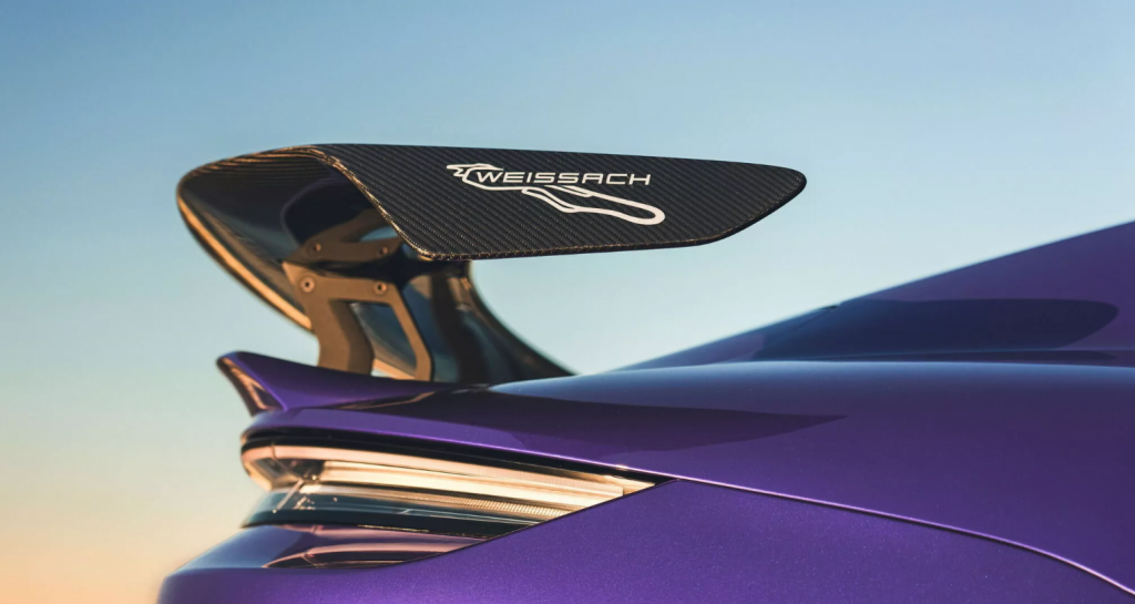 Porsche Taycan Turbo GT: sức mạnh đỉnh cao, thiết kế điện ấn tượng