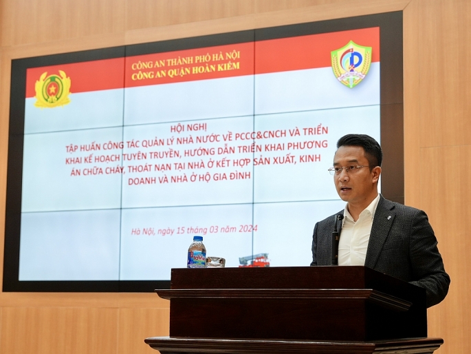 Phó Chủ tịch UBND quận Hoàn Kiếm Trịnh Hoàng Tùng