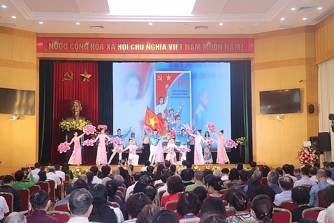 UBND quận Hoàn Kiếm sôi nổi hưởng ứng Ngày Pháp luật Việt Nam năm 2023.	Ảnh:Bạch Dương