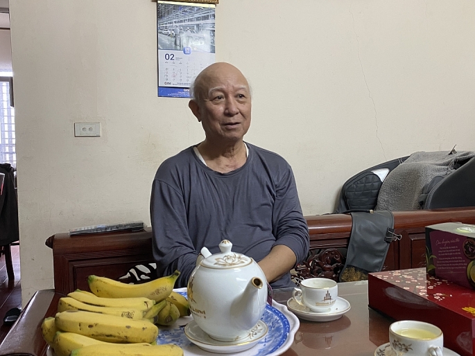Bác Phạm Như Phước (76 tuổi) - Thương binh bậc 4 trú tại Khu đô thị Đặng Xá, Gia Lâm, Hà Nội.   	Ảnh: Vương Yến