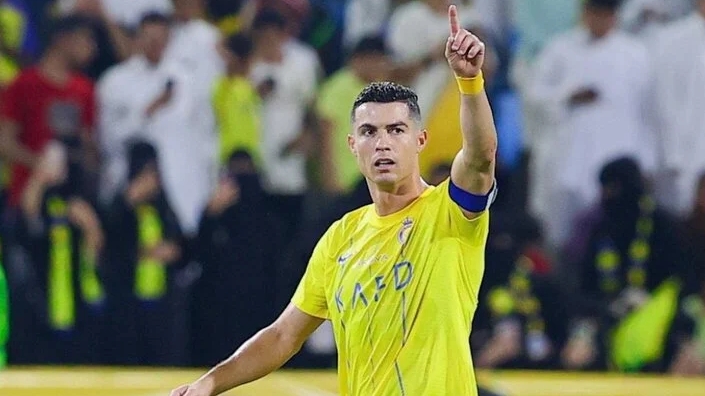 Ronaldo lập hat-trick trong ngày Al Nassr đại thắng