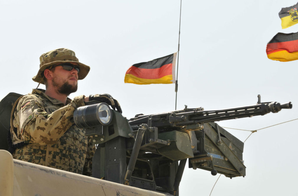 Đức sẽ chi thêm 9 tỷ euro cho quốc phòng