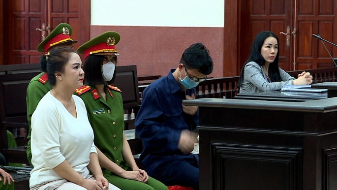 Bị cáo Nguyễn Phương Hằng tại tòa sáng 4/4. Ảnh: P.V