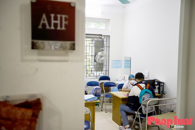 Khám chữa bệnh tại Trung tâm y tế quận Nam Từ Liêm, Hà Nội. Ảnh: Khánh Huy