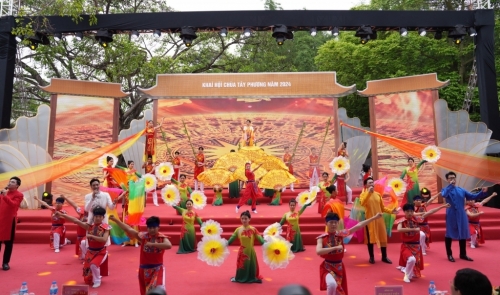 Huyện Thạch Thất, Hà Nội: Tưng bừng Lễ khai hội chùa Tây Phương năm 2024