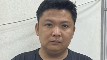 Lộ danh tính và lý do người đàn ông dùng dao tấn công 2 phụ nữ trong khu đô thị ở Hà Nội