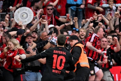 Bayer Leverkusen giành chức vô địch Bundesliga lần đầu tiên trong lịch sử