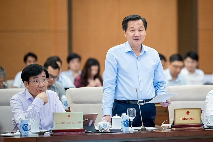 Phó Thủ tướng Chính phủ Lê Minh Khái phát biểu tại phiên họp. Ảnh: Quochoi.vn