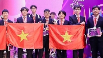 Tất cả học sinh đoàn Việt Nam giành huy chương Olympic Hóa quốc tế Mendeleev