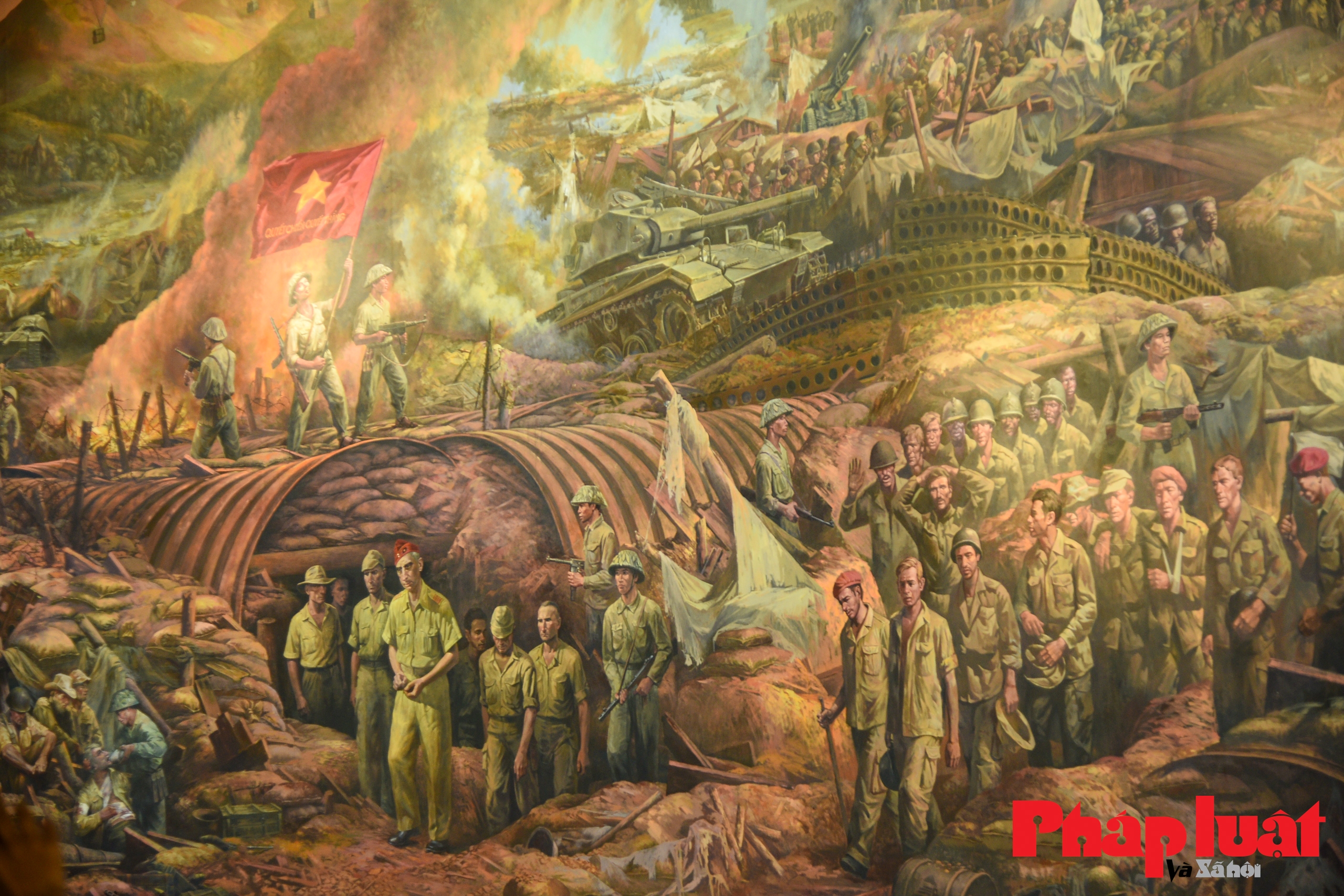 Tranh Panorama tái hiện toàn cảnh chiến dịch Điện Biên Phủ hào hùng