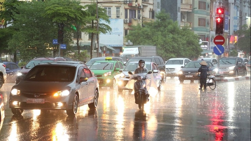 Dự báo thời tiết ngày 4/5/2024: Hà Nội có mưa rào và dông vài nơi, nền nhiệt độ tăng nhẹ