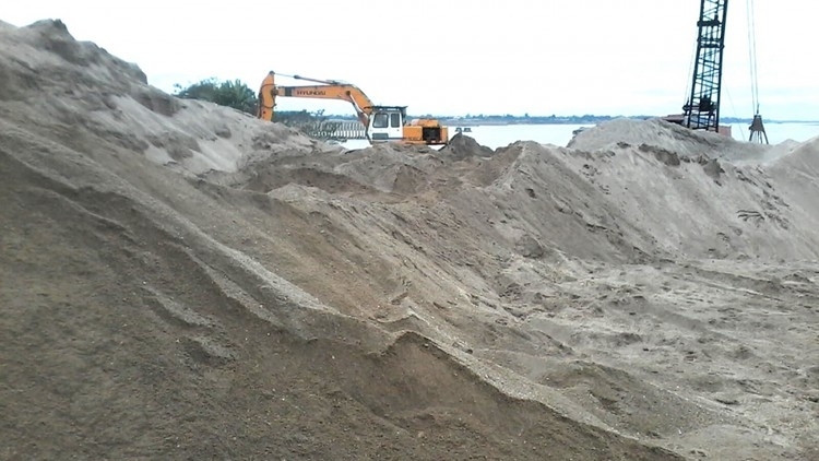 Hà Nội báo cáo Thủ tướng vụ trúng đấu giá 3 mỏ cát