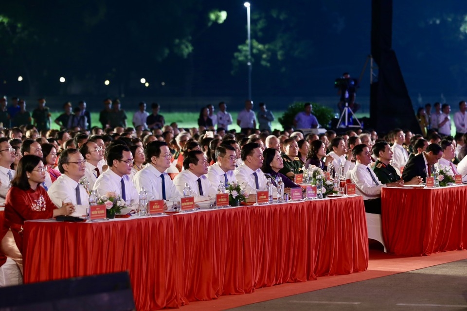 Lắng đọng bản hùng ca Điện Biên tại 5 điểm cầu “Dưới lá cờ Quyết Thắng”